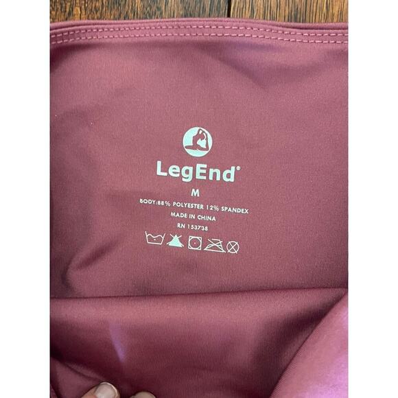 EUC Leg End soft pink leggings with side pocket and design - Picture 3 of 5